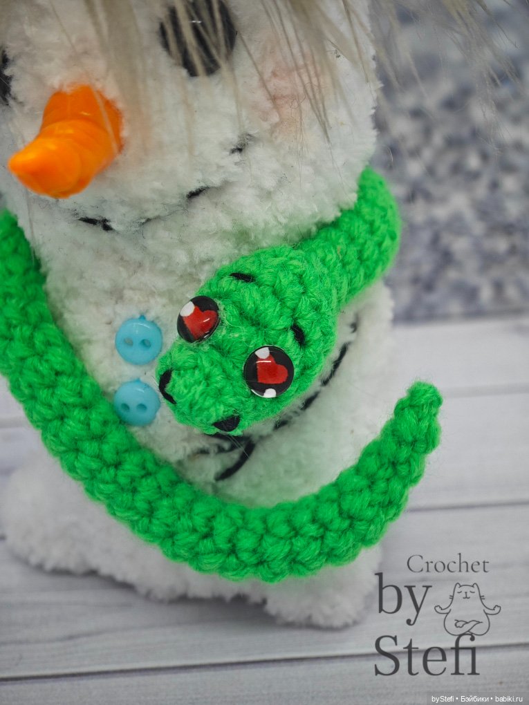 Снеговичок Чубарик — Вязаные игрушки и амигуруми: крючком