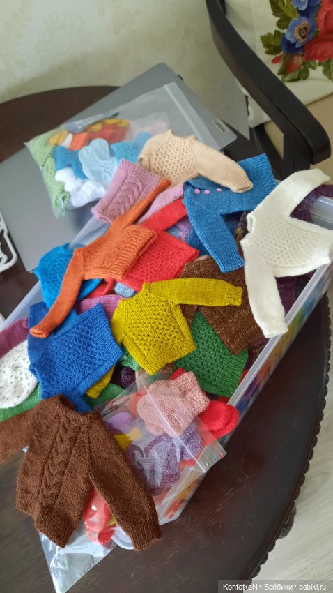 Пытаюсь заВязать — Одежда и обувь для кукол своими руками: фото