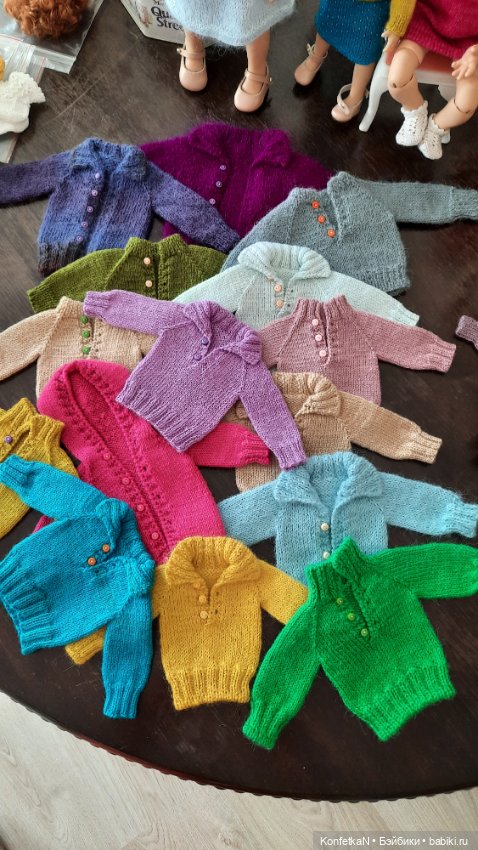 Пытаюсь заВязать — Одежда и обувь для кукол своими руками: фото