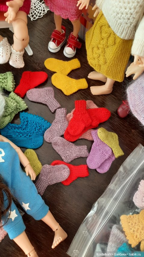 Пытаюсь заВязать — Одежда и обувь для кукол своими руками: фото (фото 9)