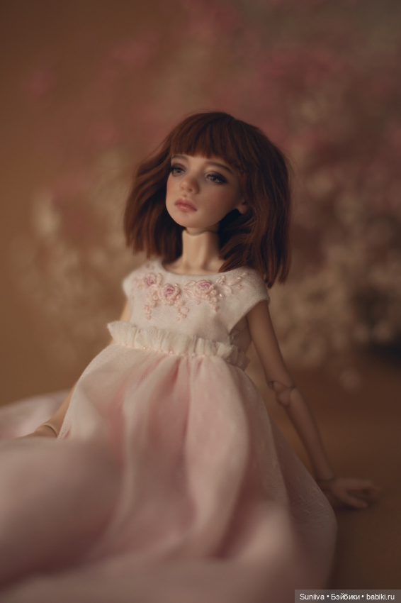 Птичка в образе нежной барышни (фото 2)