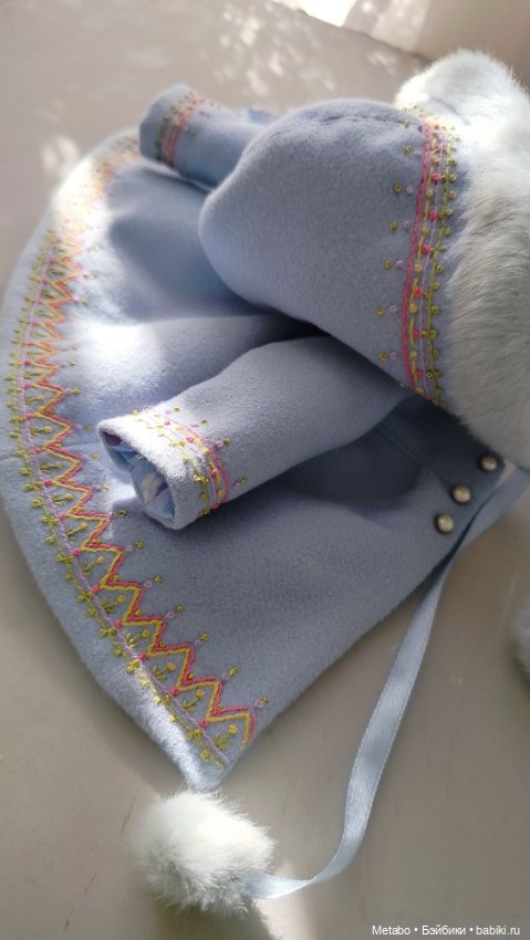 Пальто с капюшоном для волшебной зимы