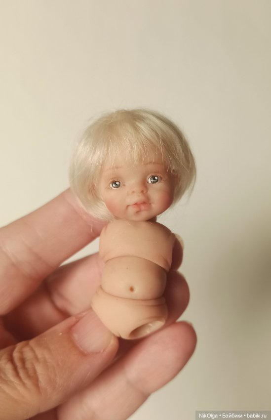 Глазки нарисованы- смотрим в мир)