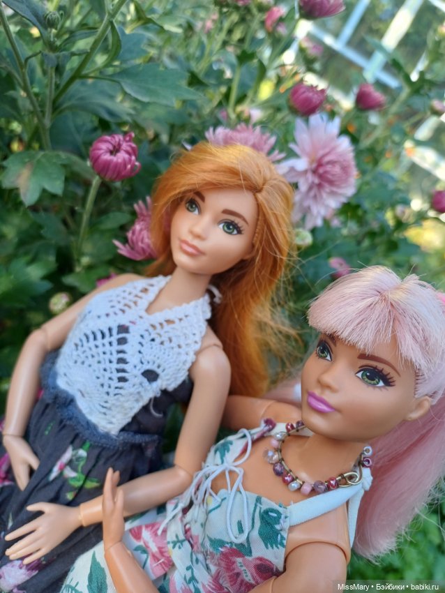 Фотомарафон "Неделя одинаковых (?) кукол". День 3. Элен и Василина