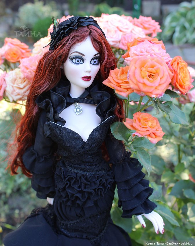 Пока ещё цветут розы — Куклы