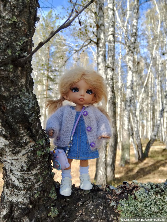 Девчонки в берёзовой роще