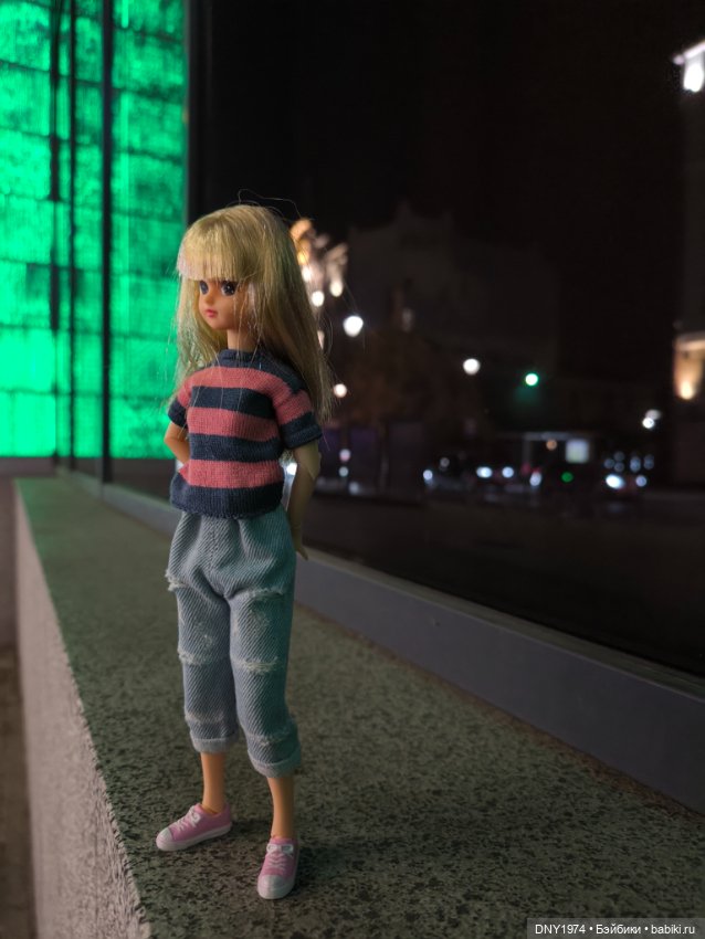 Ликка и ночная Москва — Куклы Takara Tomy (Такара): Licca (Ликка) (фото 3)