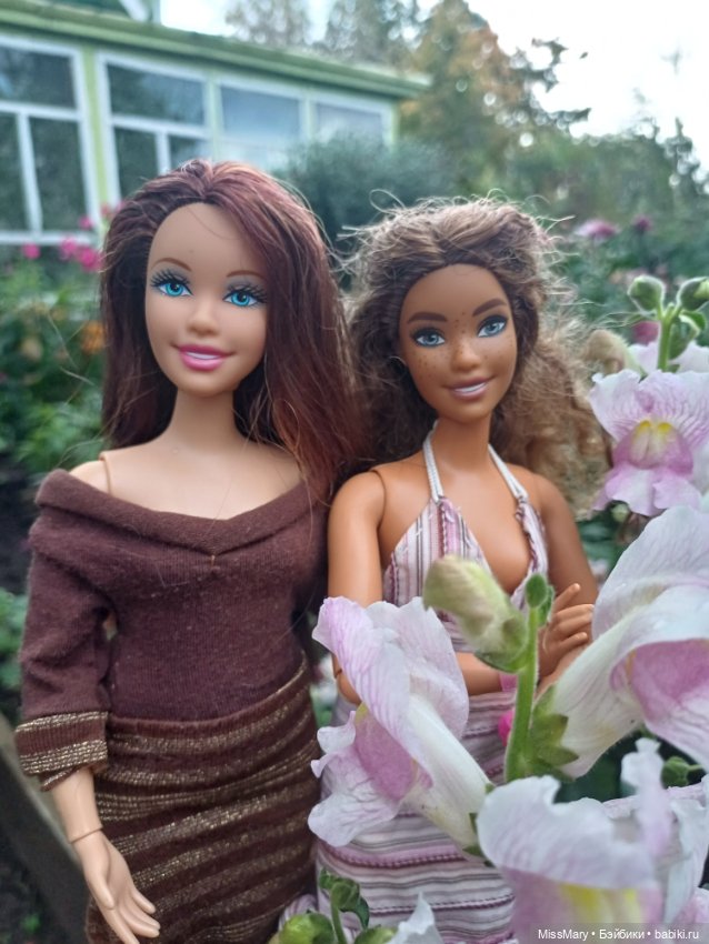 Фотомарафон "неделя одинаковых (?) кукол". День 6. Тая и Люсиль