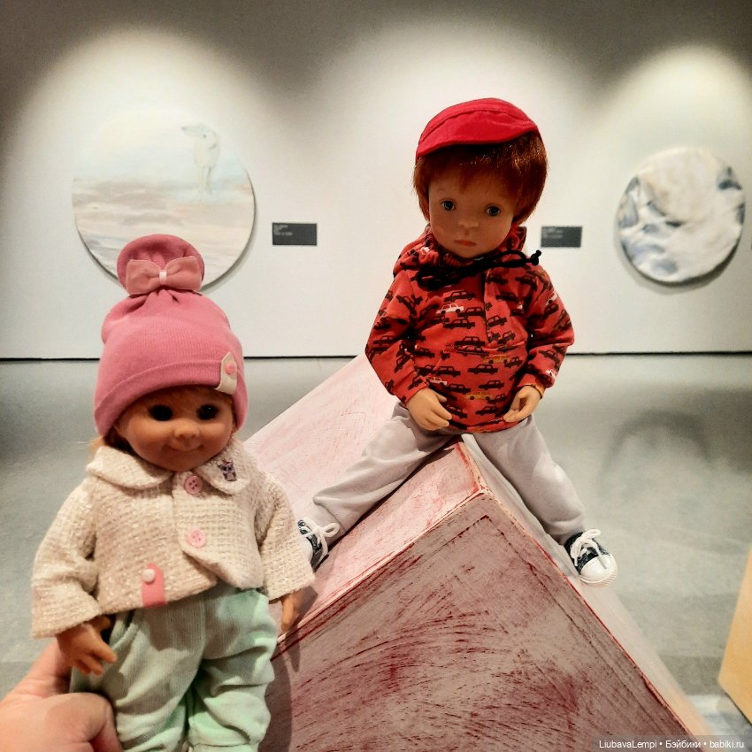 Город света или как Эмиль с Машуней по городу бродили