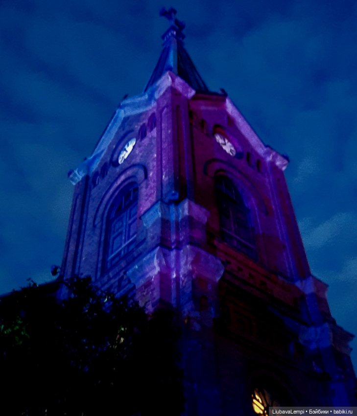 Город света или как Эмиль с Машуней по городу бродили