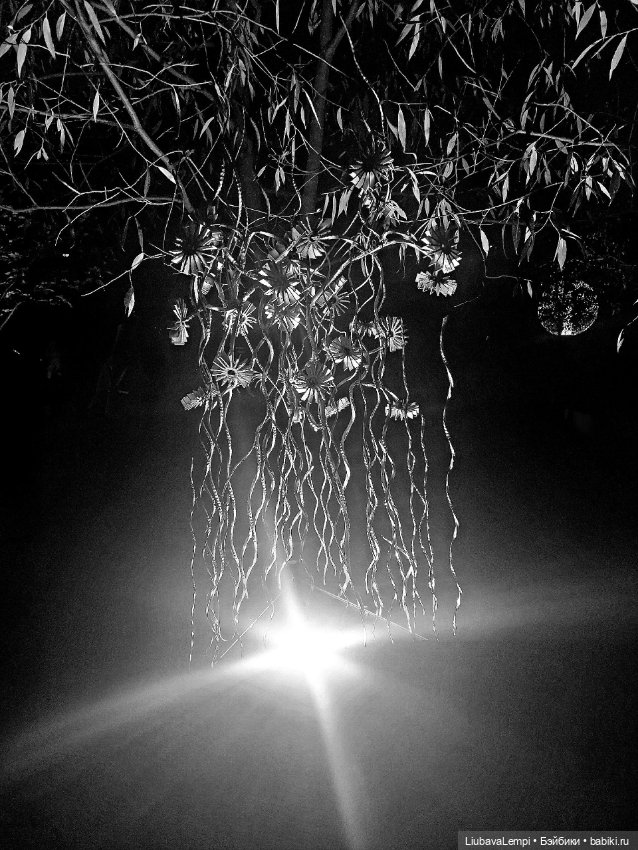 Город света или как Эмиль с Машуней по городу бродили