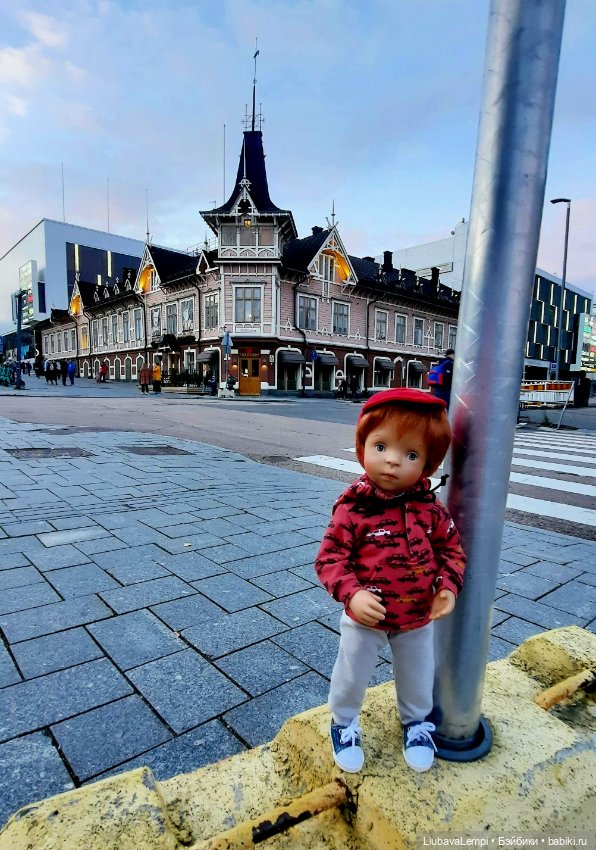 Город света или как Эмиль с Машуней по городу бродили