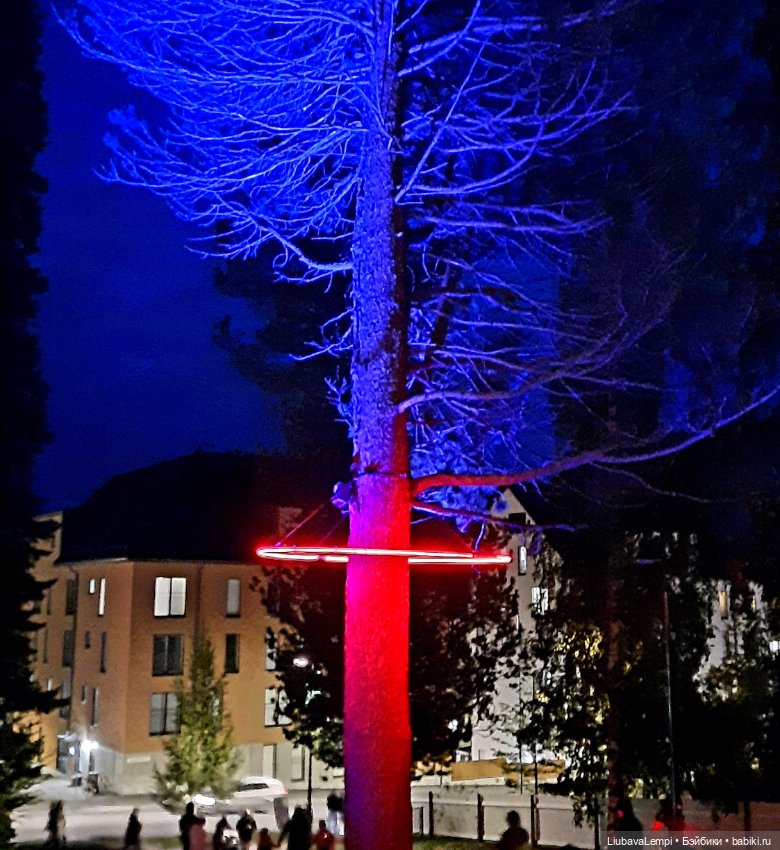 Город света или как Эмиль с Машуней по городу бродили