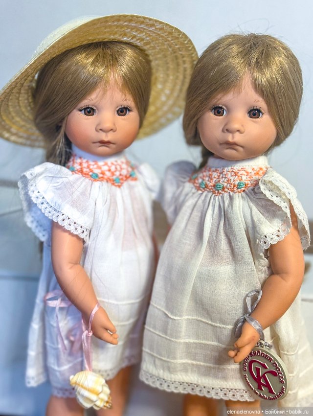 Близняшки с морского побережья 🌊