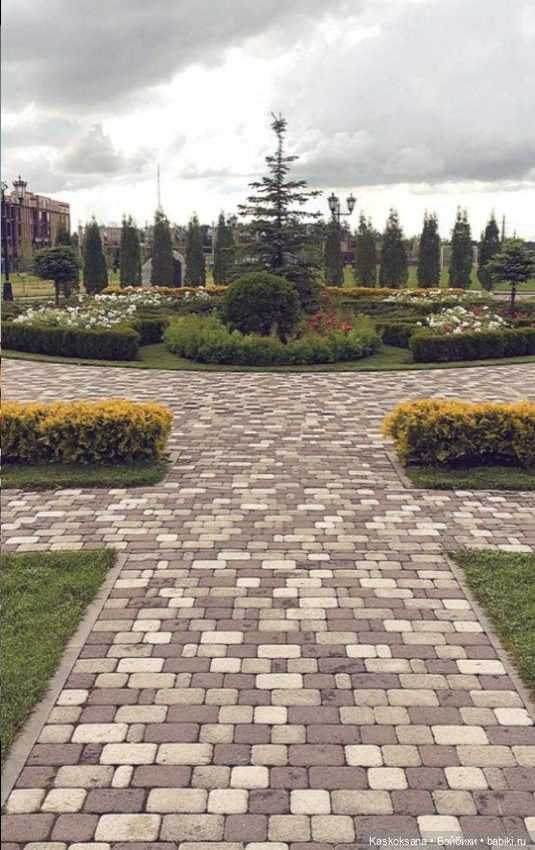 Солнце, ветер, город. Храмовый сквер (фото 9)