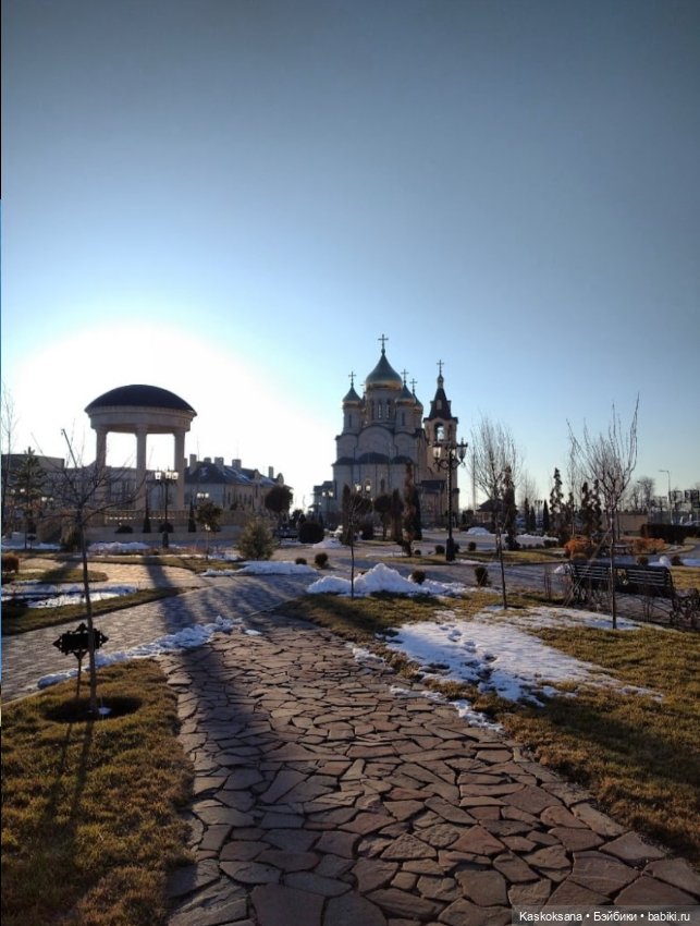 Солнце, ветер, город. Храмовый сквер (фото 8)
