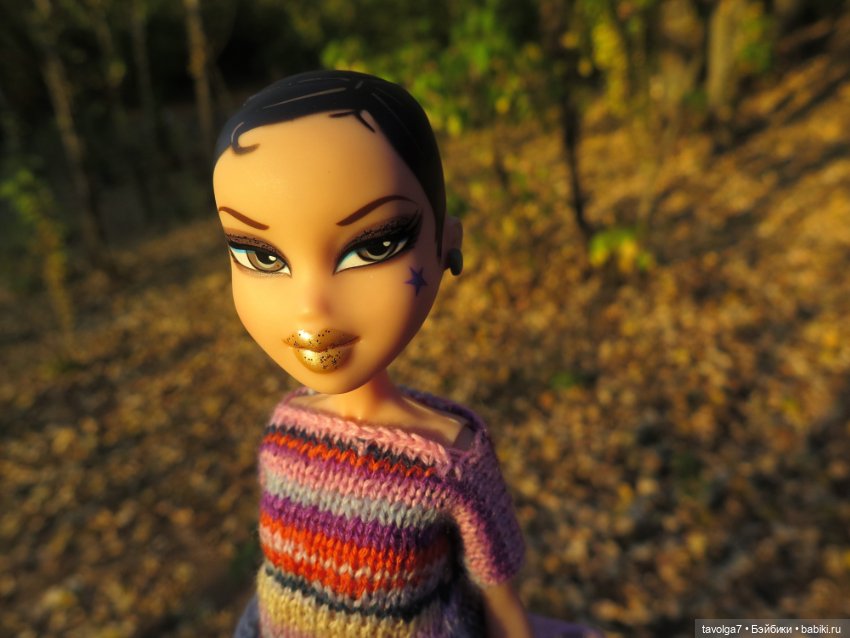 Красивая осенняя прогулка для Bratz и Ле Фрог Regal Academy