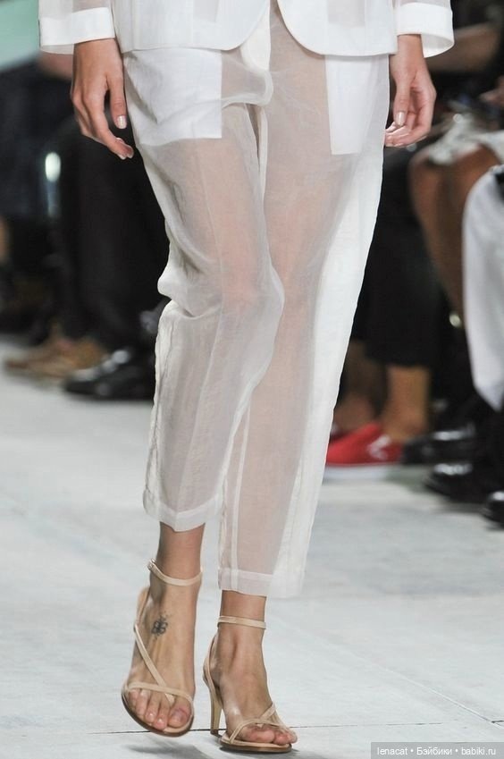 Модные идеи для кукольных аутфитов