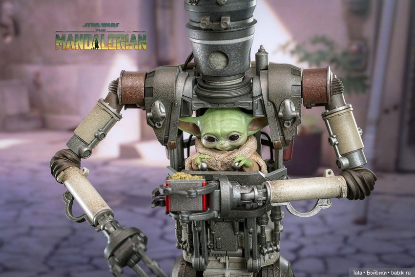 Фигурка дроида IG-12 - Hot Toys (фото 3)