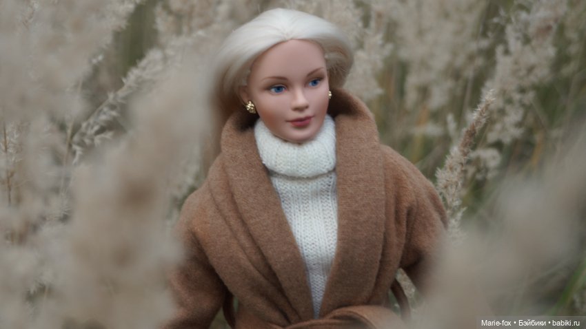 Закружилась листва золотая в розоватой воде на пруду