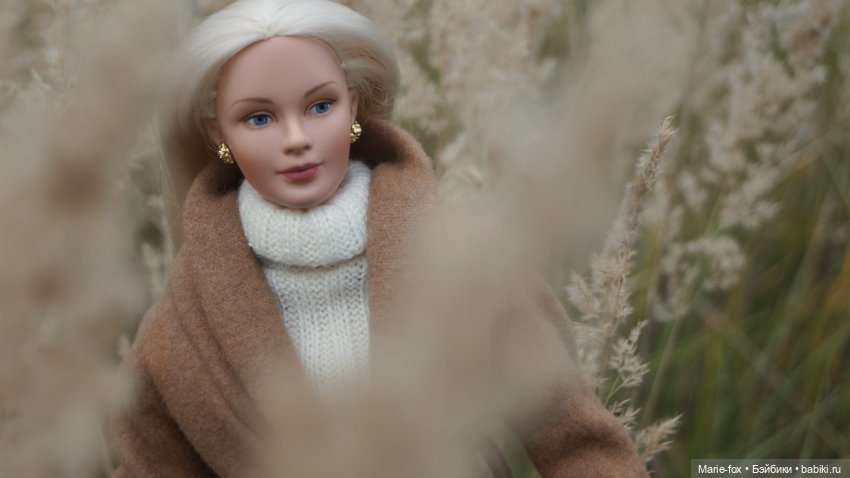 Закружилась листва золотая в розоватой воде на пруду