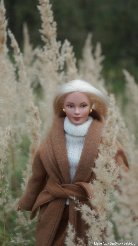 Закружилась листва золотая в розоватой воде на пруду