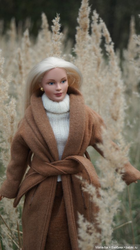 Закружилась листва золотая в розоватой воде на пруду