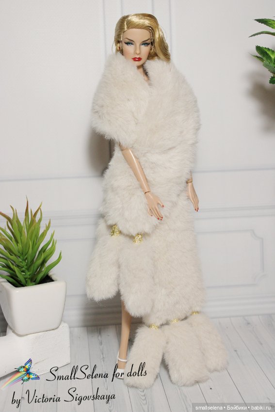 Мои вязанные свитера и не только, что отправилось в Москву на выставку на Тишинке