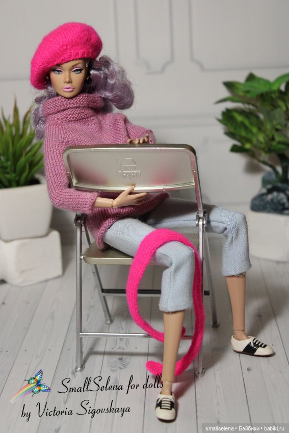 Мои вязанные свитера и не только, что отправилось в Москву на выставку на Тишинке