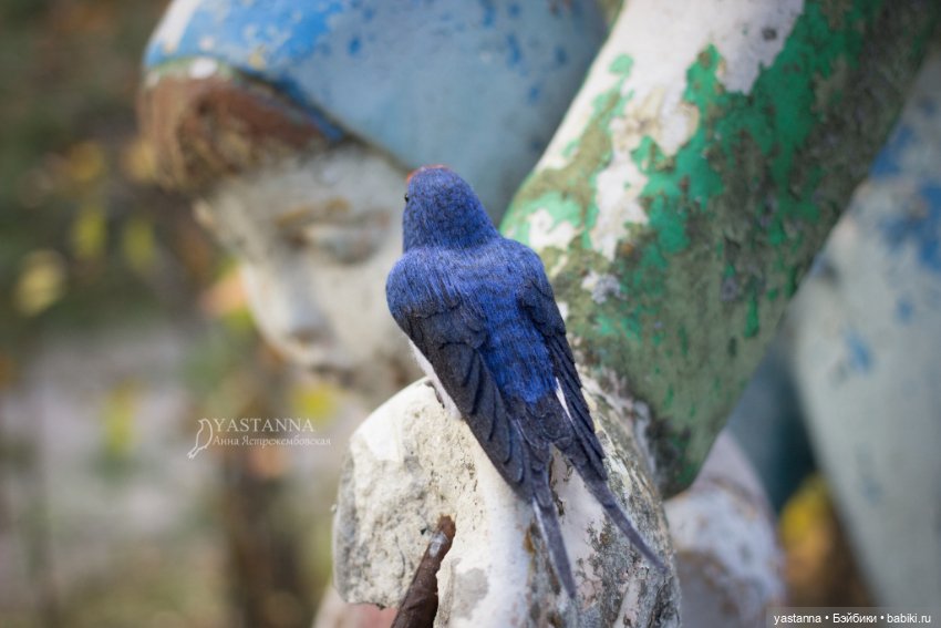 Ласточка — Валяные игрушки из шерсти: сухое валяние