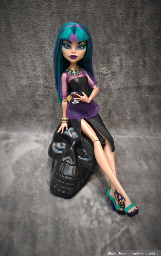 Новый образ для Неферы — Одежда и обувь для кукол своими руками: фото