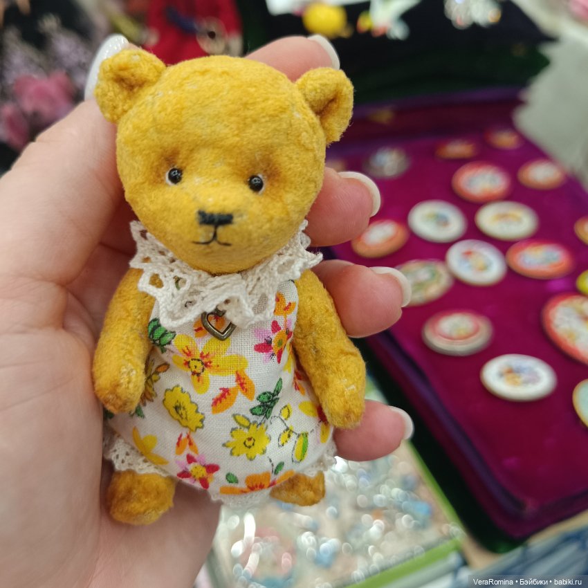 Выставка на Тишинке 2024 , Осенний бал, часть третья