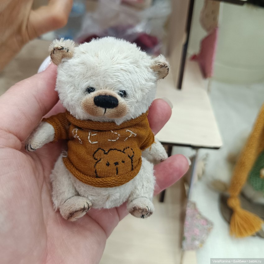 Выставка на Тишинке 2024 , Осенний бал, часть третья