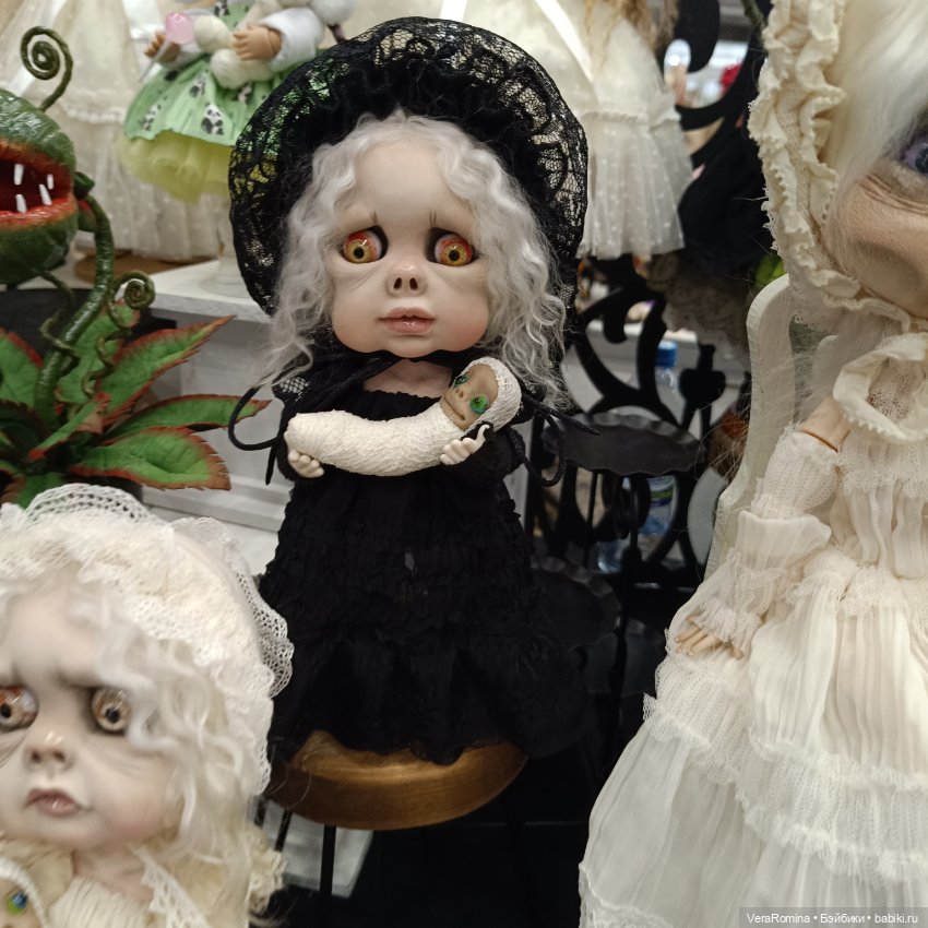 Выставка на Тишинке 2024 , Осенний бал, часть третья