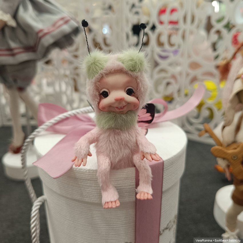 Выставка на Тишинке 2024 , Осенний бал, часть третья