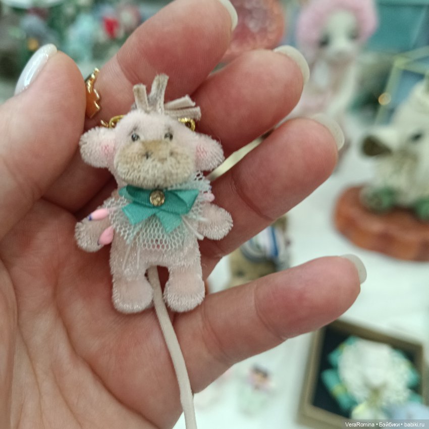 Выставка на Тишинке 2024 , Осенний бал, часть третья