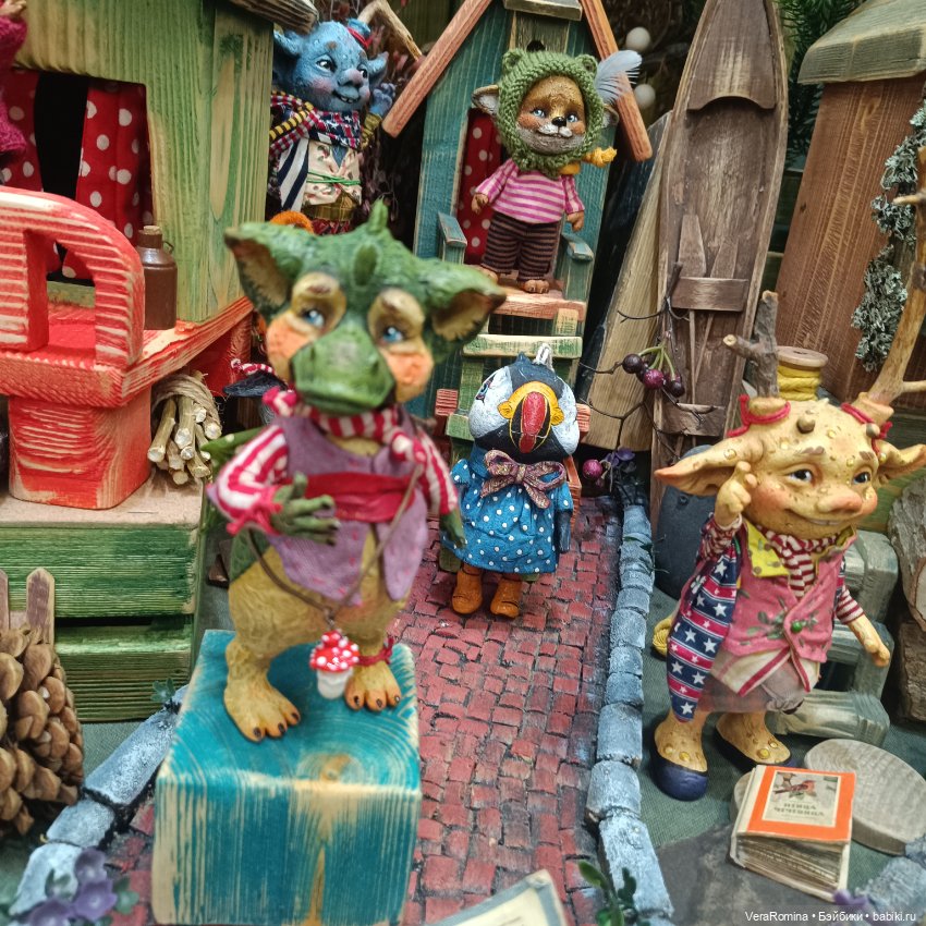 Выставка на Тишинке 2024 , Осенний бал, часть третья