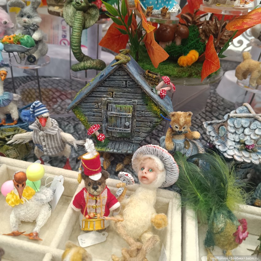 Выставка на Тишинке 2024 Осенний бал , часть четвёртая