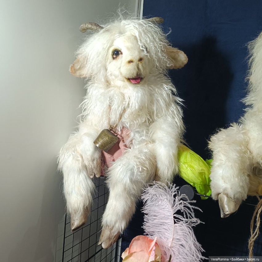 Выставка на Тишинке 2024 , Осенний бал, часть третья