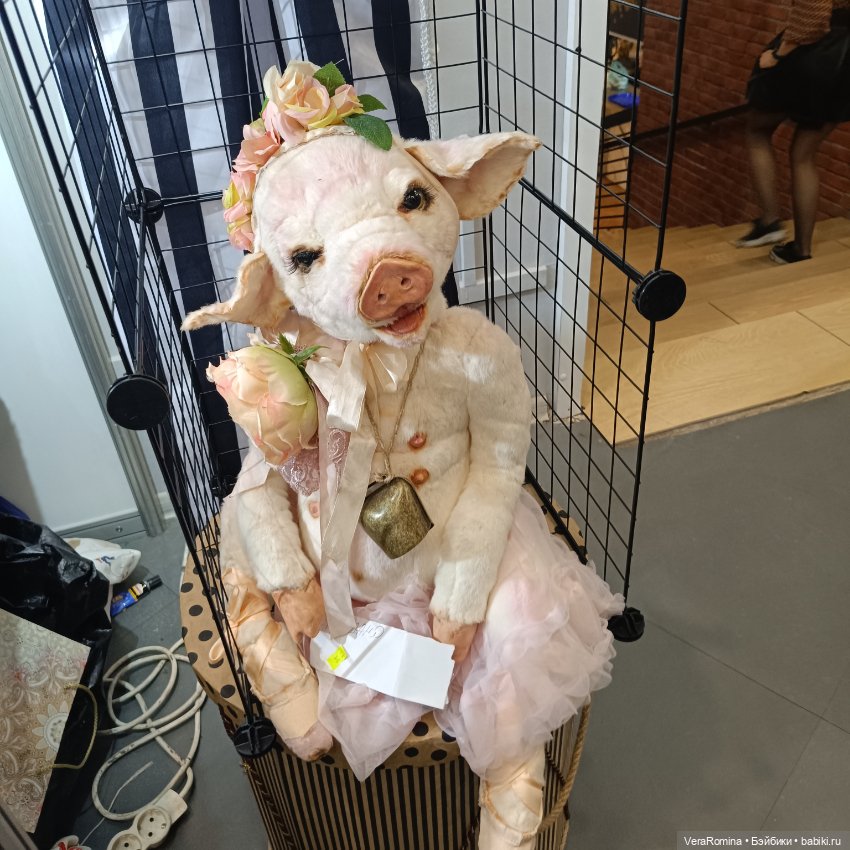 Выставка на Тишинке 2024 Осенний бал , часть четвёртая