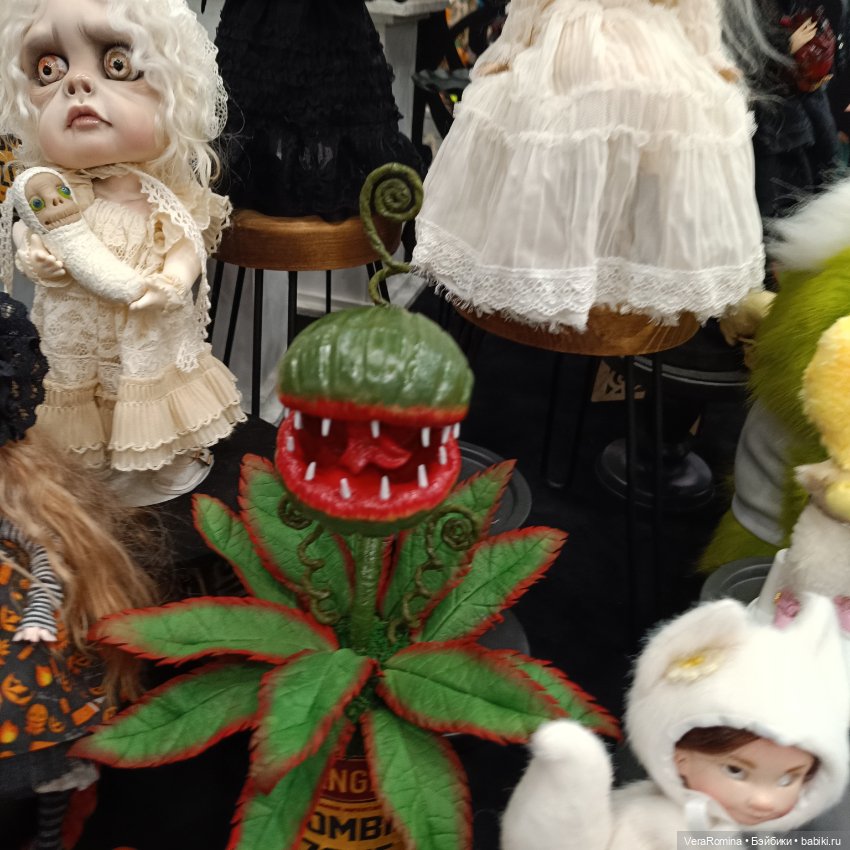 Выставка на Тишинке 2024 , Осенний бал, часть третья (фото 8)