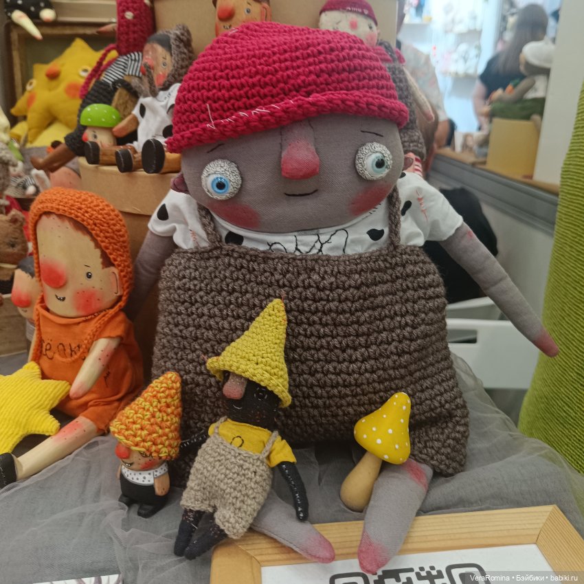 Выставка на Тишинке 2024 Осенний бал , часть четвёртая