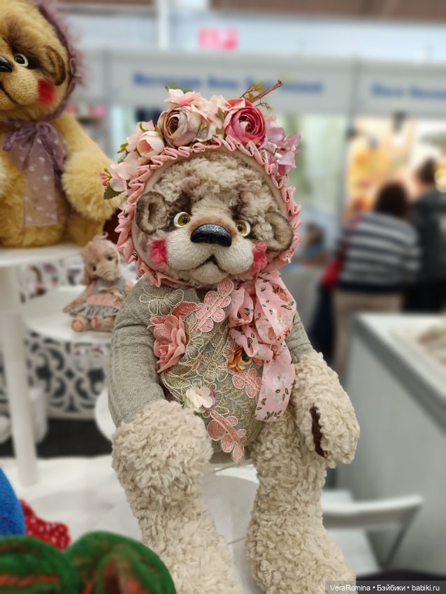 Выставка на Тишинке 2024 , Осенний бал, часть третья (фото 5)