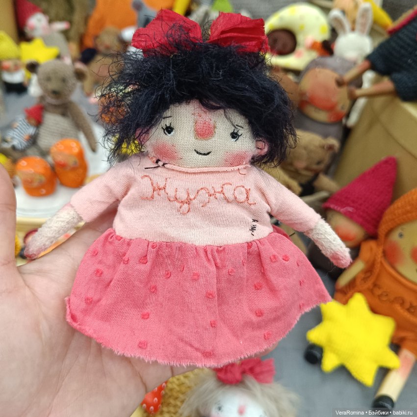 Выставка на Тишинке 2024 Осенний бал , часть четвёртая (фото 10)