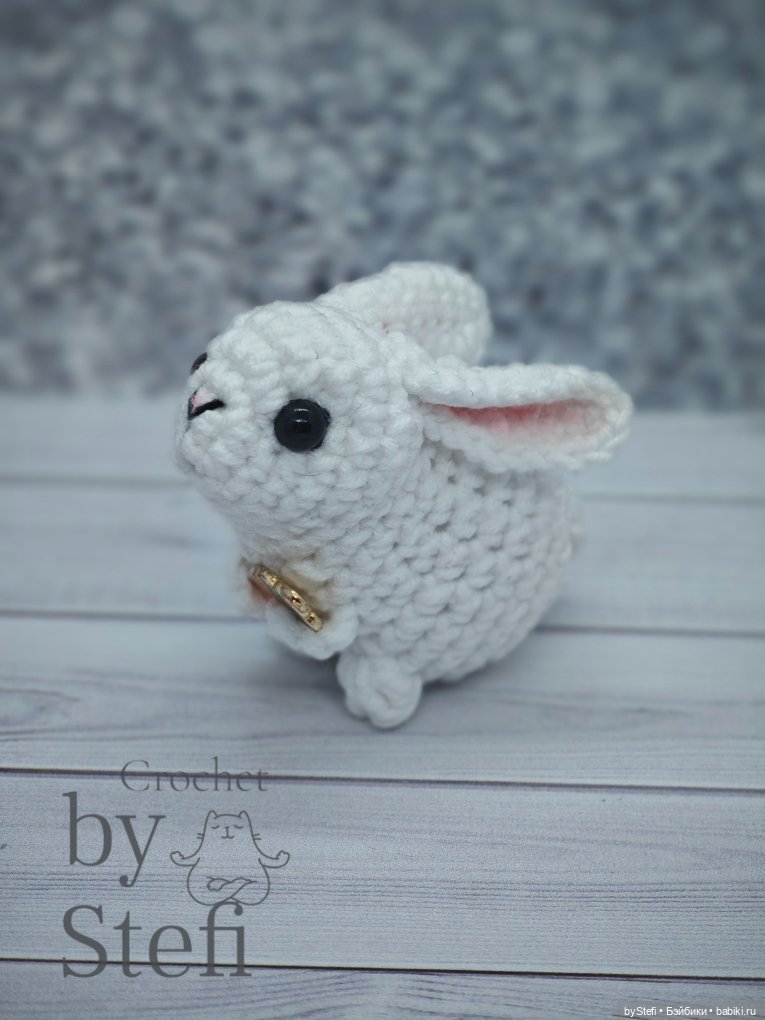 Зайчишка — Вязаные игрушки и амигуруми: крючком