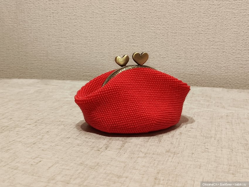 Алый - цвет движения вперед