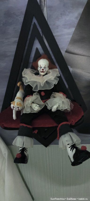 Пеннивайз 🎈 Осенние зарисовки