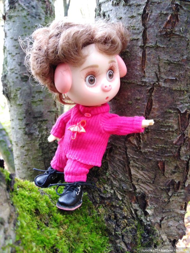 Про Нафочку. Прогулка в лесу