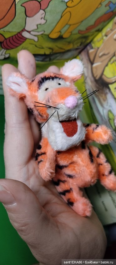 Тигруля — Авторские игрушки из разных материалов: синельная проволока (фото 2)