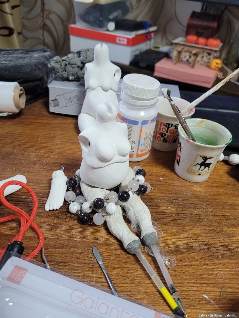 Подготовка к Хэллоуину — Авторские куклы из дерева (фото 5)